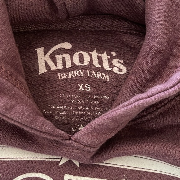 Knott’s Berry Farm hoodie. Like new - Picture 2 of 2